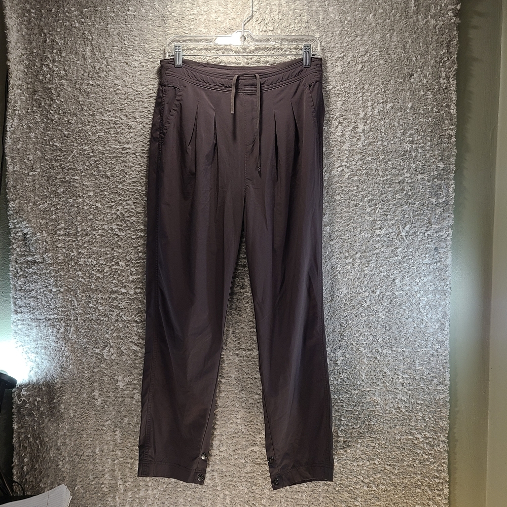 Athleta Gray Pleated Tapered Pants Womens Size 6 Pull On Drawstring Polyester